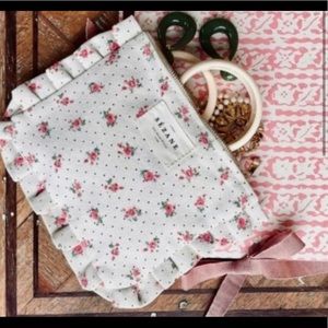 🌸 A Pair Of Sezane Flower Pouches